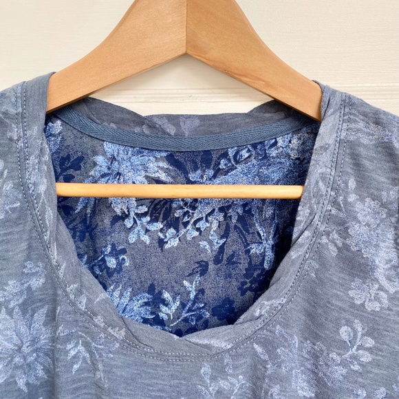 ANTHROPOLOGIE "PILCRO"- Scoop Neck T-Shirt - Picture 7 of 15